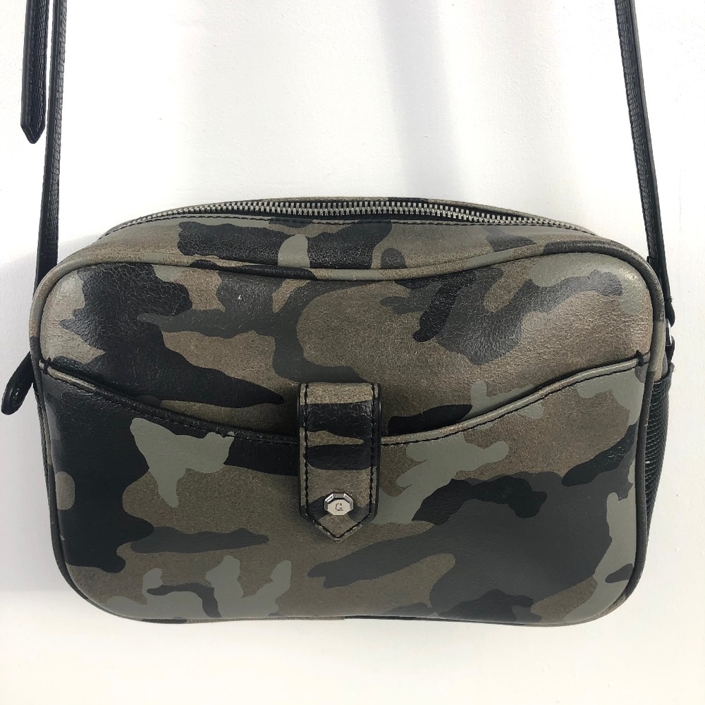 G.I.L.I Leather Camo Crossbody Bag